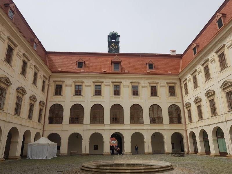 nádvoří