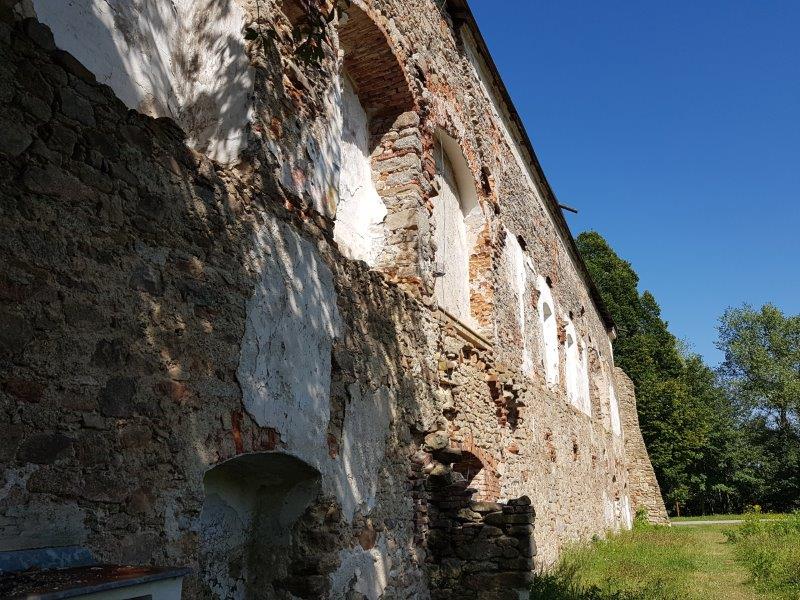 kostel Nejsvětější Trojice, Klášter