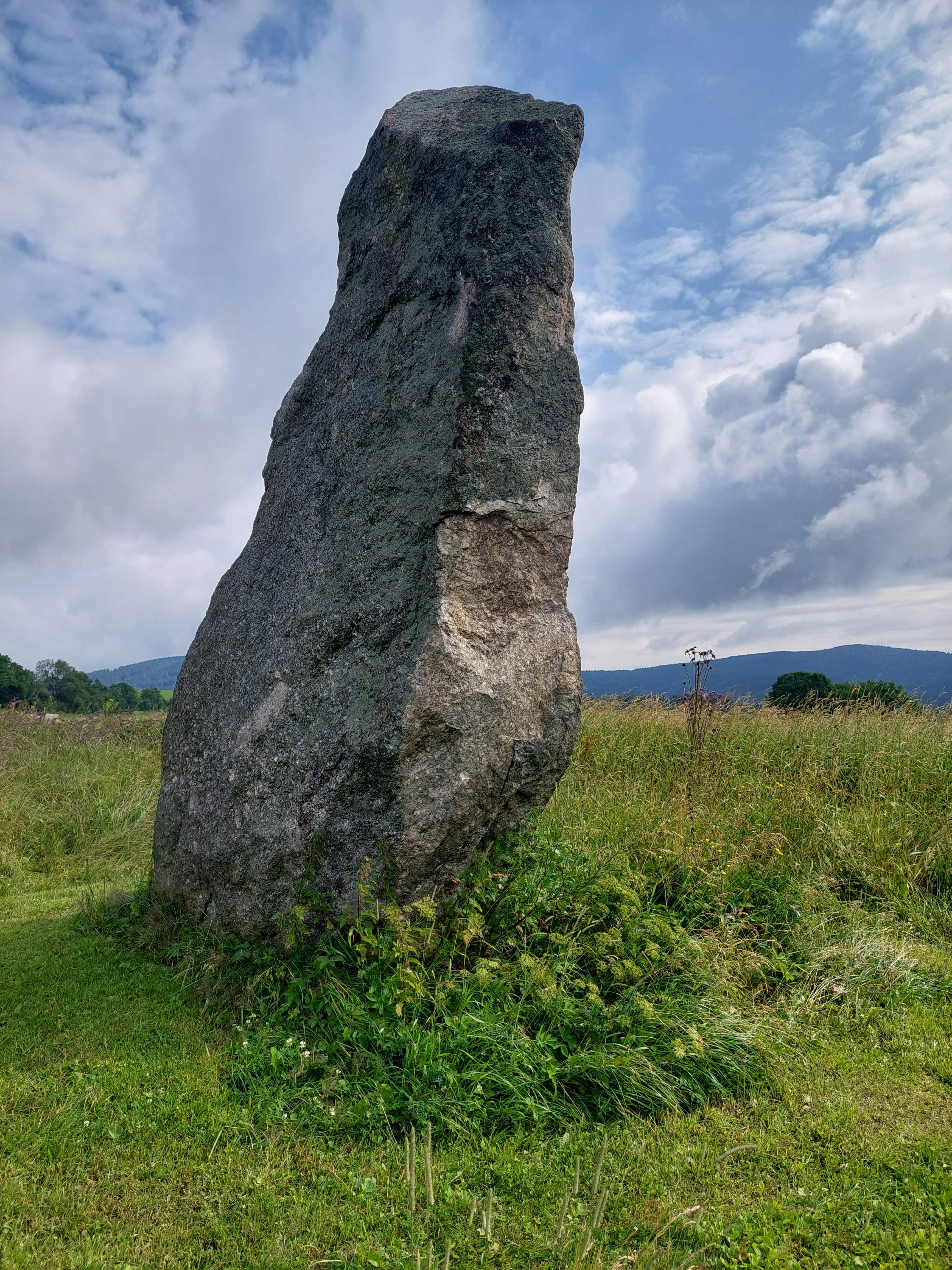 image048