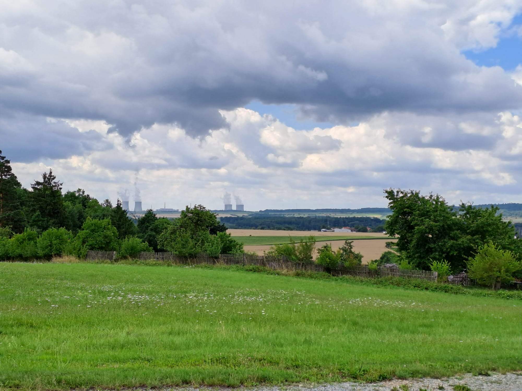 image001